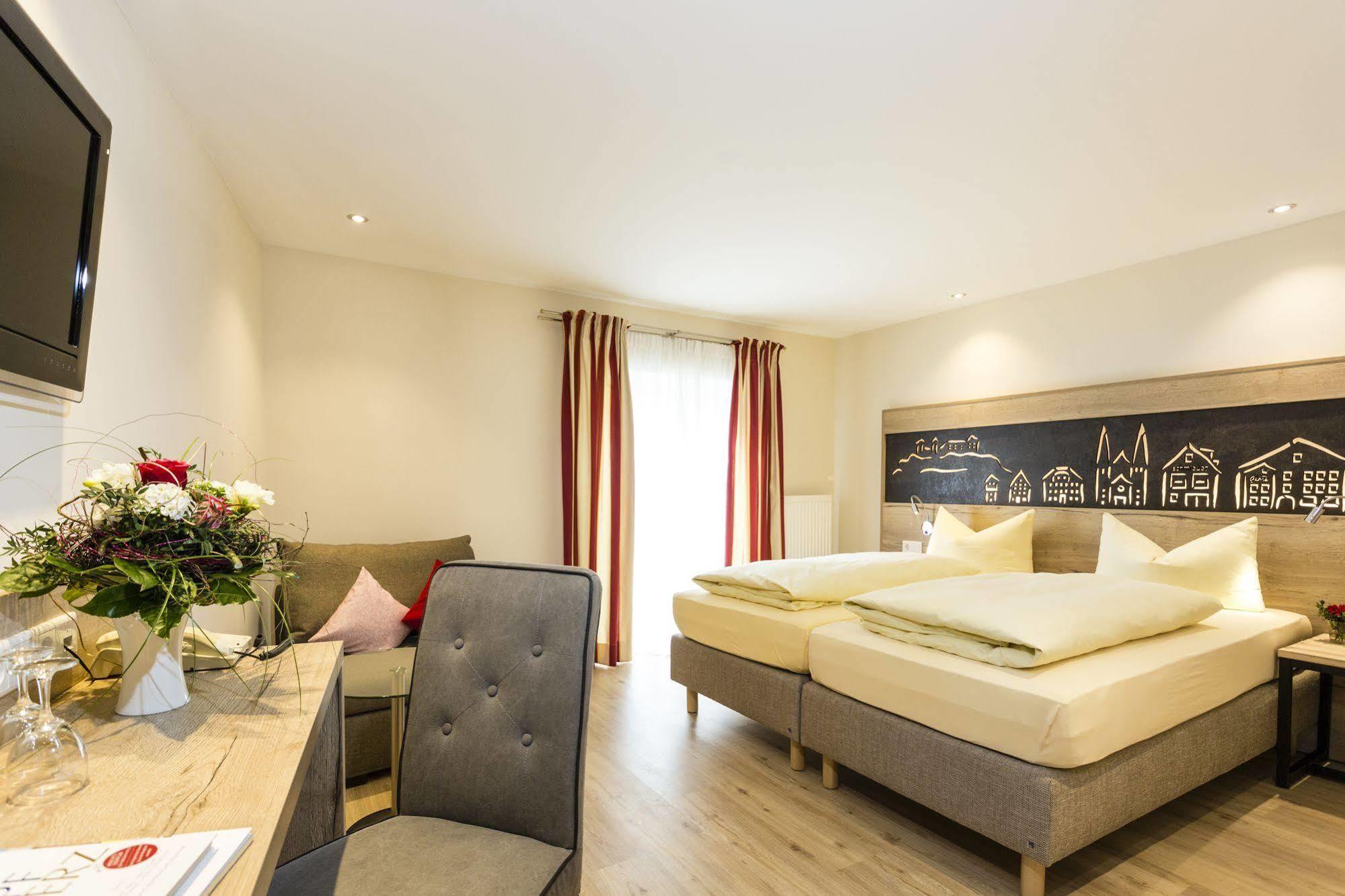 Hotel Die Gams Beilngries Buitenkant foto